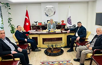 Afyon'da Esnaf Seçimi Öncesi Sürpriz Buluşma: 4 Aday Aynı Masada, Başkan Yok!