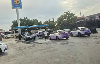 Afyon'da Gariplik! Tüm Araçlar Mor-Beyaz