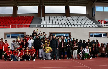 Afyon'da Geleceğin Usain Bolt'ları Yetişiyor