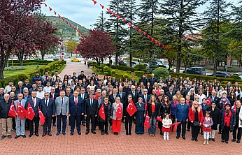 Afyon'da İYİ Parti'den Cumhuriyet Ve Birlik Vurgusu