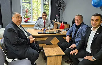 Afyon'da İYİ Parti Ve Yeniden Refah, Aynı Karede