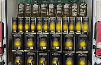 Afyon'da Jandarma 655 Litre Kaçak Zeytinyağı Ele Geçirdi