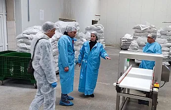 Afyon'da Köpeklere Özel ürün Üreten Tesis Denetlendi