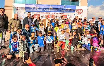 Afyon'da Motokros Fırtınası! Türk Sporculardan Avrupa'da Çifte Podyum
