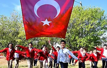 Afyon'da Okullar İkinci Dönemde Bayraklara Bezenecek