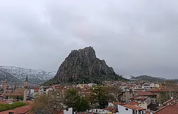 Afyon'da Soğuk Hava Etkisini Artırdı