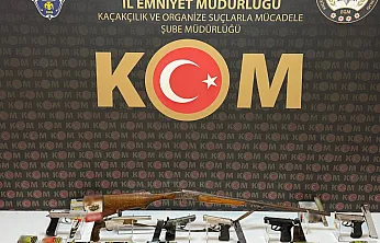 Afyon'da Tefecilere Büyük Darbe! 11 Milyon Liralık Senet Ele Geçirildi