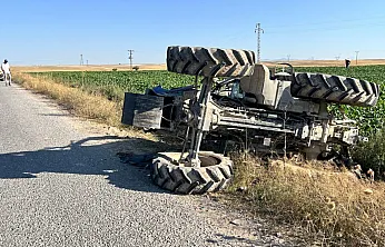 Afyon'da Traktör Devrildi! 17 Yaşındaki Genç Yaralandı