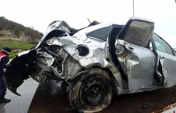 Afyon-Kütahya Yolunda Kaza: 2 Kişi Öldü