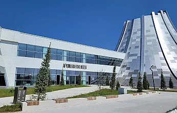 Afyon Müzesi'nin Hemen Önünde Tepki Çeken Sorun!