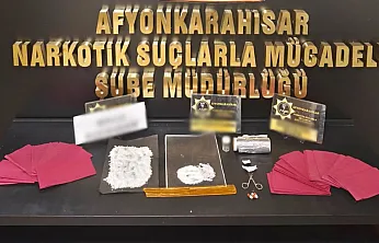 Afyon Polisi Sokak Satıcılarına Göz Açtırmıyor