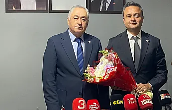 Afyon Siyasetinde Dikkat Çeken Devir Teslim!
