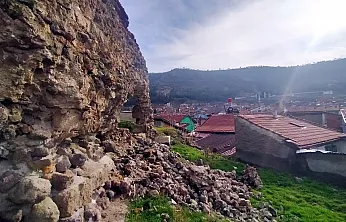 Afyon'un En Eski Mescidi İlgisizlik Nedeniyle Yok Olmak Üzere