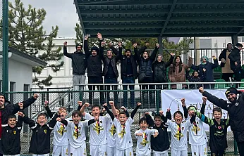 Afyon Vefa Spor Kütahya'da Rüzgâr Gibi Esti