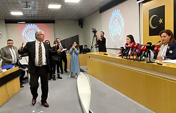 Afyonkarahisar Belediye Meclisi'nde Ortalık Karıştı!
