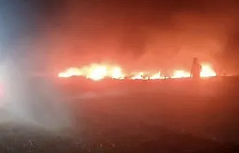 Afyonkarahisar'da Balya Makinesinden Çıkan Kıvılcım Yangına Dönüştü