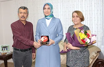 Afyonkarahisar'da Fedakâr Öğretmene Büyük Moral!