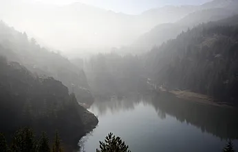Afyonkarahisar'ın Sis Altındaki Görüntüsü Mest Etti
