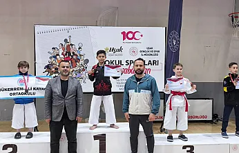 Afyonlu Sporcular Fırtına Gibi Esti