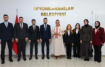 AK Gençlik Burcu Köksal'ın Yanında