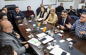 AK Parti: Davamız Koltuk Değil, Hizmet Davası