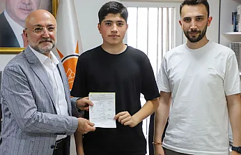 AK Parti'de Üye Kayıtlarına Devam