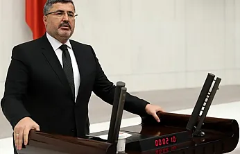 AK Partili Özkaya: Telaşlanan Sizsiniz