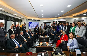 AK Partili Veysel Topçu'ya Hayırlı Olsun Ziyareti