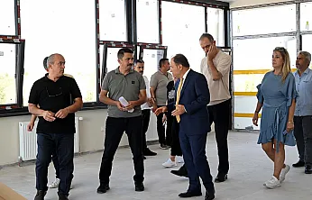 AKÜ'de Dev Yatırımlar: Hukuk Fakültesine Yeni Bina, Milli Teknoloji Atölyesi Yenileniyor