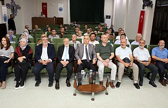 AKÜ'de Gazze Söyleşisi: Öğretmenler, Okullar, Öğrenciler Hedef Alınıyor