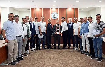 AKÜ Futbol Takımına Rektör Karakaş'tan, Teşekkür Belgesi
