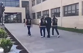 Aranan Cinayet Hükümlüsü Afyon'da Kıskıvrak Yakalandı