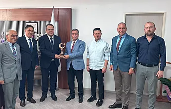 ATSO'nun Eğitim Komitesi'nden Müdür Altınkaynak'a Ziyaret 'Bayrağı Daha İleri Götürmeye Gayret Edeceğiz'