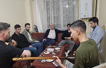 Başkan'dan Öğrenci Evine Sürpriz Ziyaret!