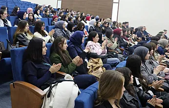 Bilim Dünyası AFSÜ'de Buluştu: Kandan COVID-19'a Geleceğin Tıp Teknolojileri Konuşuldu