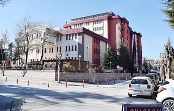 Bir Ev, 8 Sanık, 1 Ceset: Afyon'daki Cinayet Davasında İnanılmaz Detaylar!