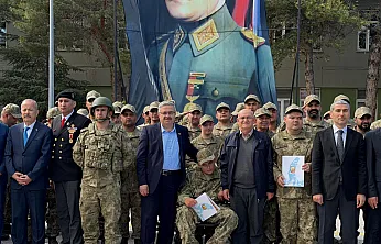 Bir Günlüğüne Asker Olmanın Gururunu Yaşadılar