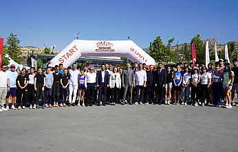 Bir Zamanlar Terörün Kol gezdiği Dağlarda Yarışma Yapıldı, Afyonlu Atlet Birinci Oldu