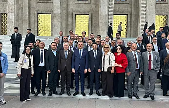 Bu Fotoğraf Kafa Karıştırdı