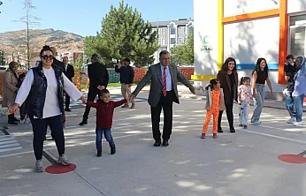 Bu Kez Ders Yok, Oyun Var!