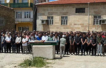 Çetinkaya'nın Anneannesi İsmihan Yılmaz, Dualarla Uğurlandı
