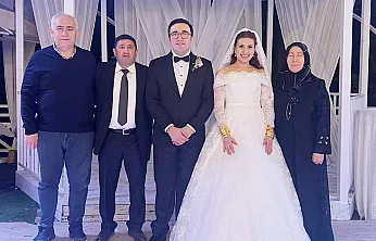 Çınar Ve Altıntaş Ailelerinin Mutlu Günü