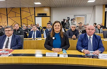 Cumartesi 'CHP'deyim' Dedi Pazartesi Bağımsız Oldu