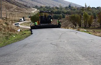 Dinar'ın Köylerinde Sıcak Asfalt Çalışmaları Başladı