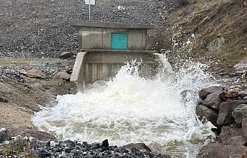 Eber Gölü Eski Günlerine Mi Dönüyor