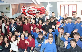 'Eğitim Güçlü Ekip Ruhuyla İleriye Taşınır'