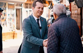 Emekliye Bayram Müjdesi mi Geliyor? 1 Maaş İkramiye Teklifi Yolda!