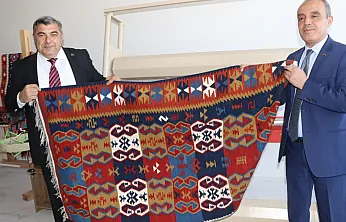 Emirdağ'ın Çömçeli Kilimi Yeniden Hayat Buldu