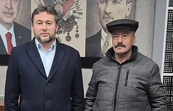 Eski Belediye Başkanı'nın İsmi Stattan Söküldü, Halı Sahaya Verildi