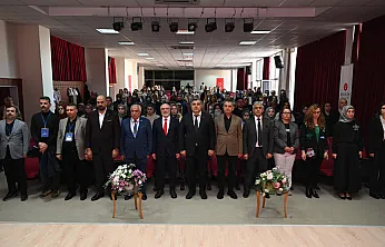 Geleceği Akran Nezaketi Kurtaracak